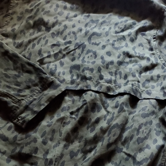 Cheetah 🐆 Utility Jacket - Picture 5 of 8